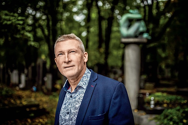 Nikdy se nestaral, zda bude okolí tleskat, nebo hvízdat, vzpomíná Orko Vácha na Duku