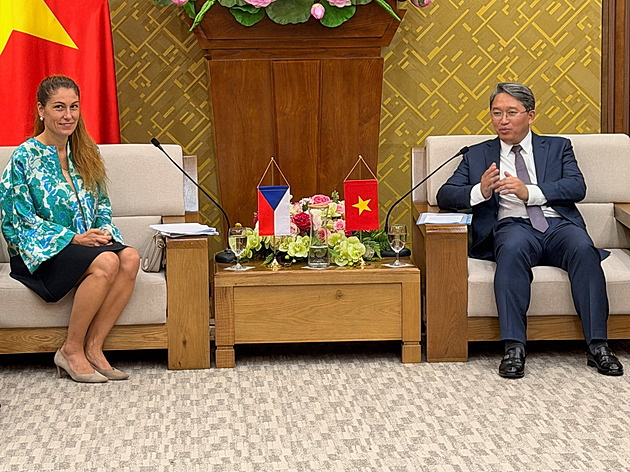 Vietnam, Brazílie či Kolumbie. Poslední cesty ministrů mají nejen politický rozměr