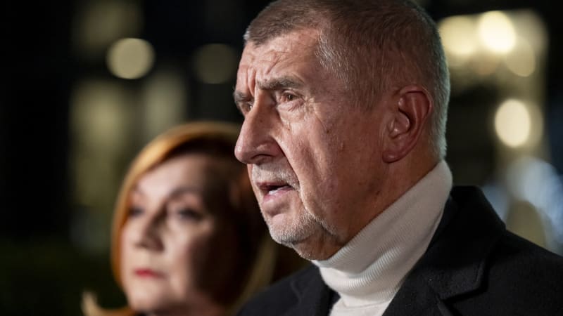 Věřím ministryni Schillerové. Babiš viní rozpočtovou radu z politikaření, výtky nebere vážně