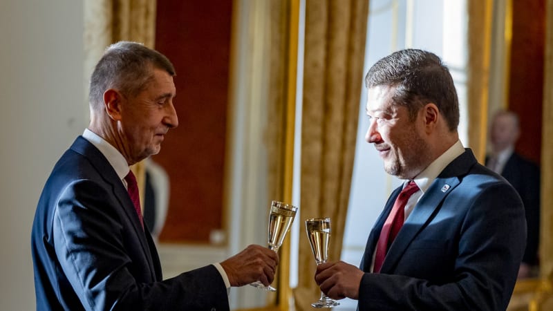 Klid pro Babiše a Okamuru: Sněmovní výbor je doporučil nevydat, stíhání tak zřejmě uniknou