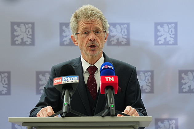 Okamura míří s Vystrčilem do Maďarska. Připomenu tam Ukrajinu, slíbil šéf Senátu