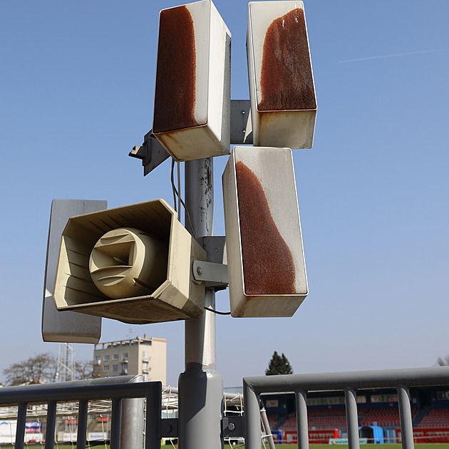 OBRAZEM: Žal a zmar. Takhle vypadá místo, kde se v létě bude hrát opět první liga