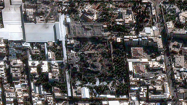 Chameneí přežil díky náhodě, smrti unikl o sekundy. Záznam odhalil detaily úderu