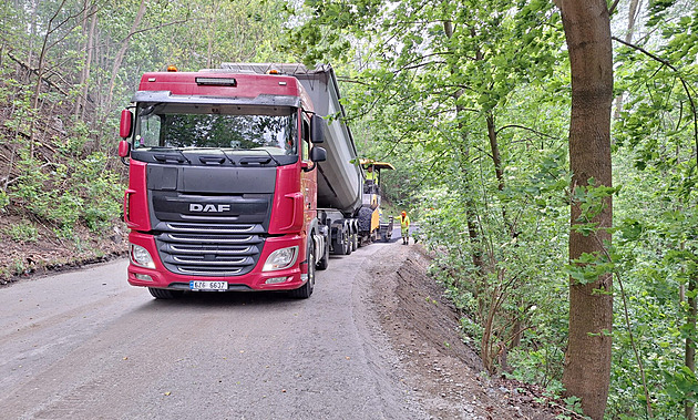 V pondělí se zavře tah z Brodu na Žďár u Pohledu. Řidiči budou muset improvizovat