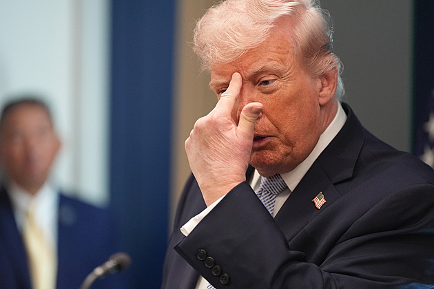 Vždyť hrozil genocidou! Demokraté žádají konec „vyšinutého“ Trumpa, i přes příměří