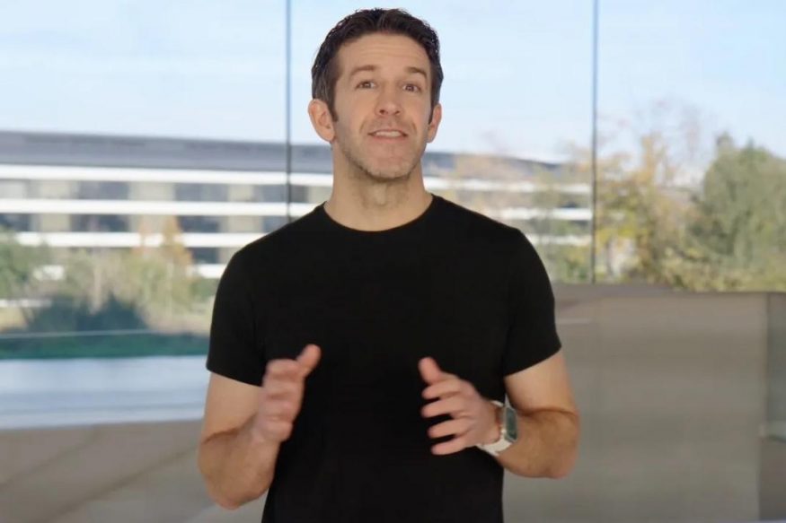 Apple ztratil něco, čím před lety drtil konkurenci. Nový šéf John Ternus to má změnit