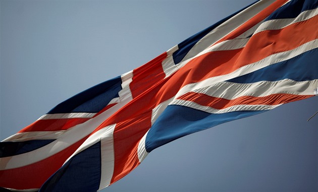 KOMENTÁŘ: Odstraňování „metastáz“ se daří. Moskvu rozpad Velké Británie potěší