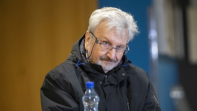 Alarmující, místo pomoci zaútočil. Soudce vysvětlil pětiletý trest pro Cimického