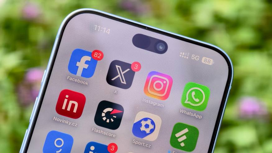 Odhalili jsme tajemství iPhonu 18 Pro: co se skrývá za menším výřezem Dynamic Island?