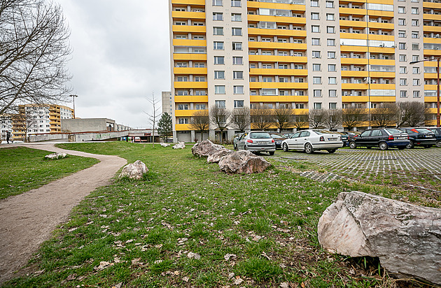 Nejen byty. Družstevníci by si mohli v Hradci postavit i parkovací dům
